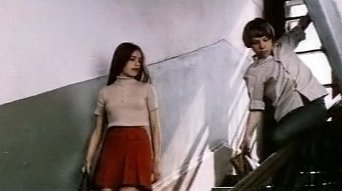 Elena Tsyplakova and Sasha Zhezlyaev in Ne bolit golova u dyatla (1975)