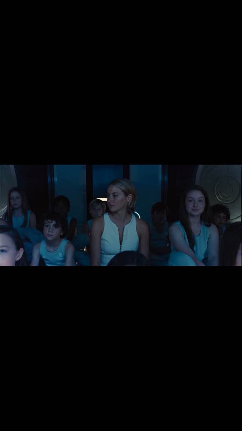 Emily Grace Dunn in Allegiant as Natalie's friend #1.  