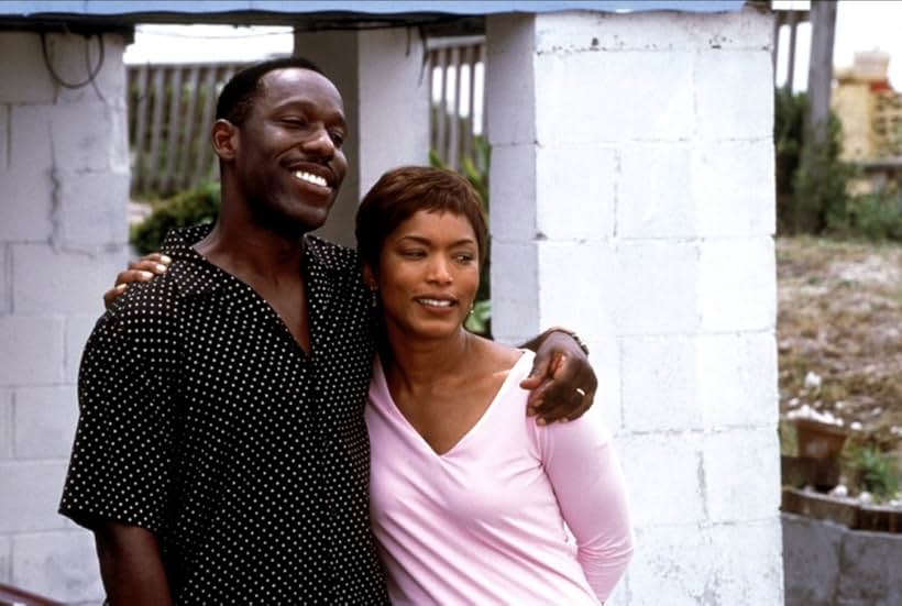 Angela Bassett and James McDaniel in Sunshine State (2002)