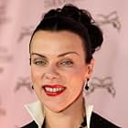 Debi Mazar