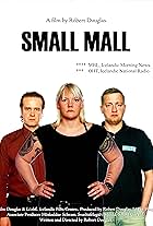 Erlendur Eiríksson and Hjörtur Herbertsson in Small Mall (2004)