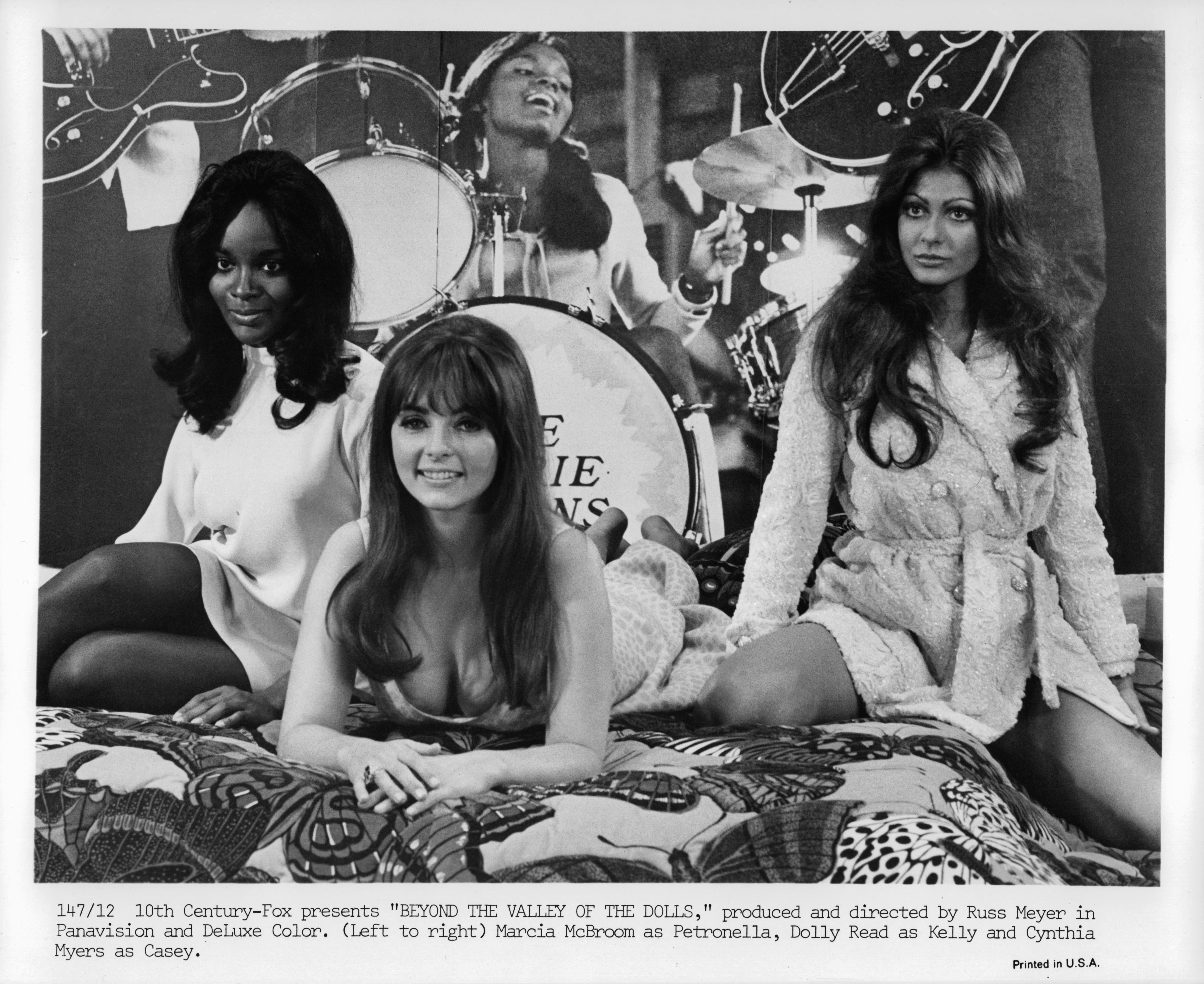 Marcia McBroom, Cynthia Myers, and Dolly Read in Beyond the Valley of the Dolls (1970)