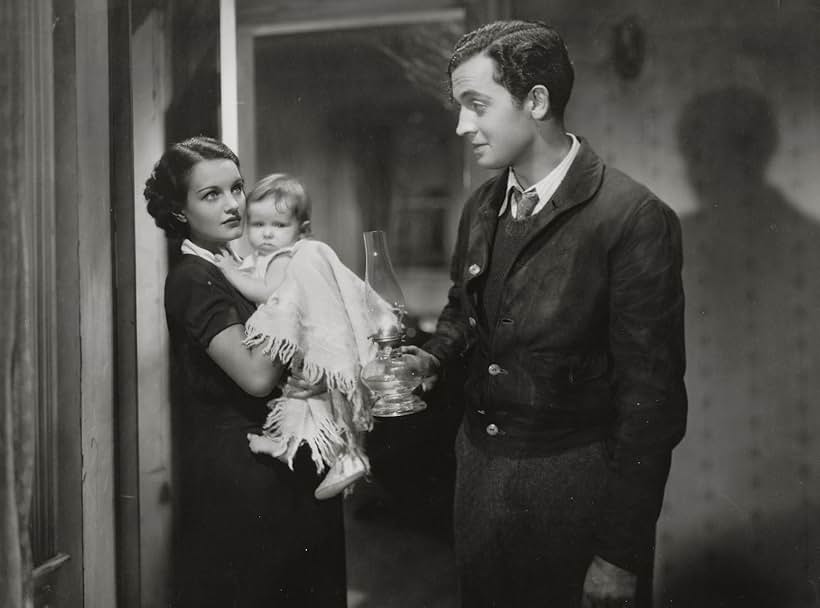 Rochelle Hudson and Edward Norris in Show Them No Mercy! (1935)