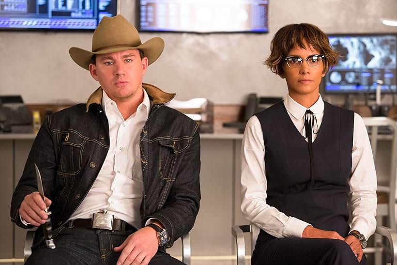 Halle Berry and Channing Tatum in Kingsman: The Golden Circle (2017)