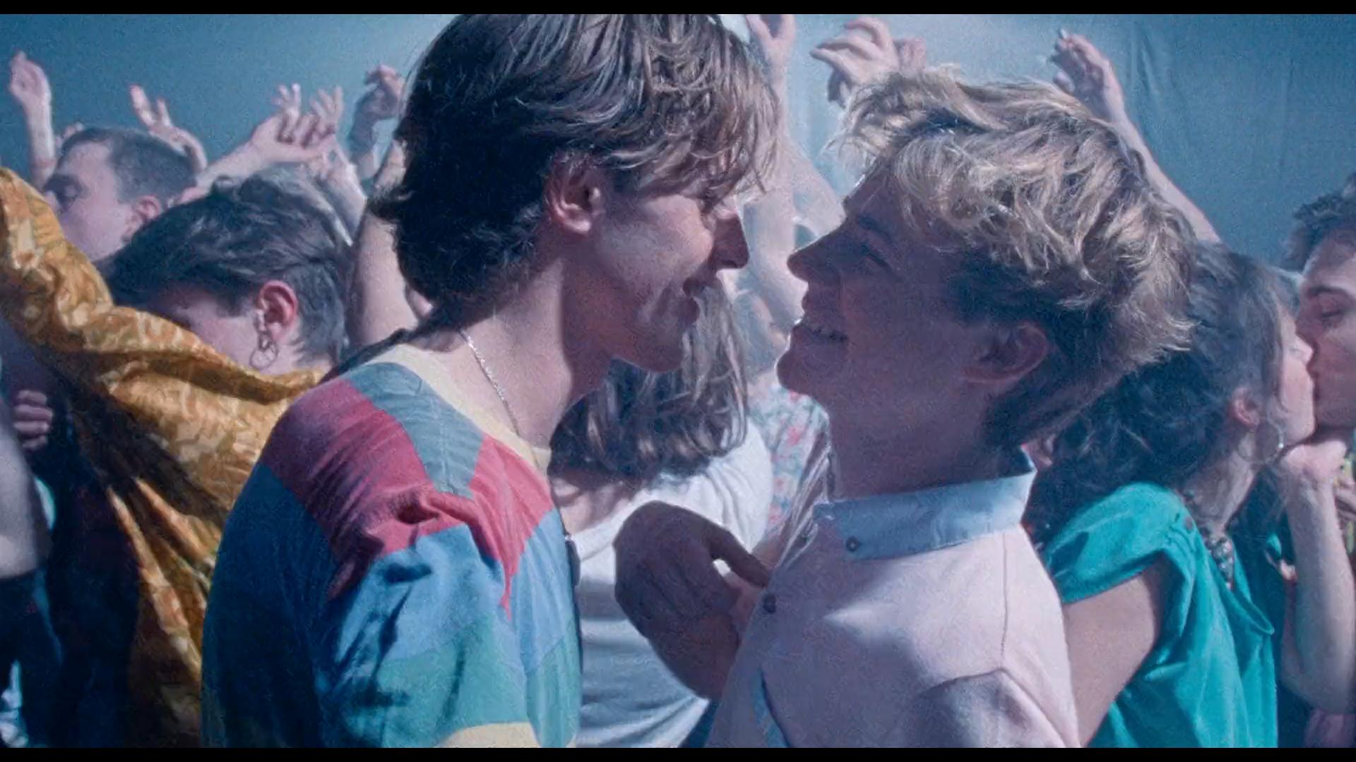 Benjamin Voisin and Félix Lefebvre in Summer of 85 (2020)