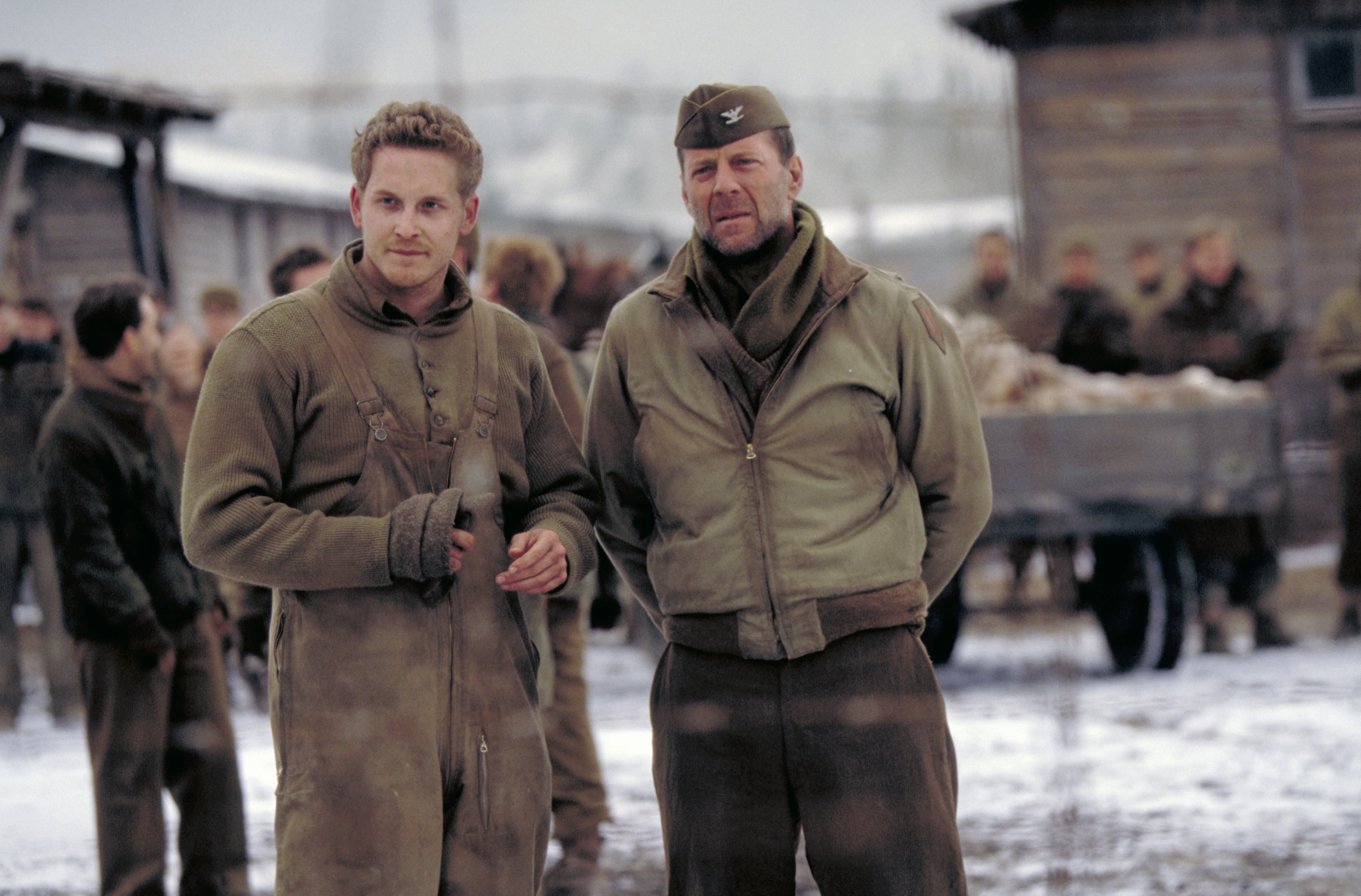 Bruce Willis and Cole Hauser in Hart's War (2002)