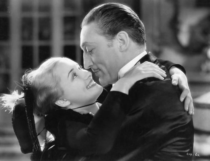 Marian Marsh and Warren William in Beauty and the Boss (1932)