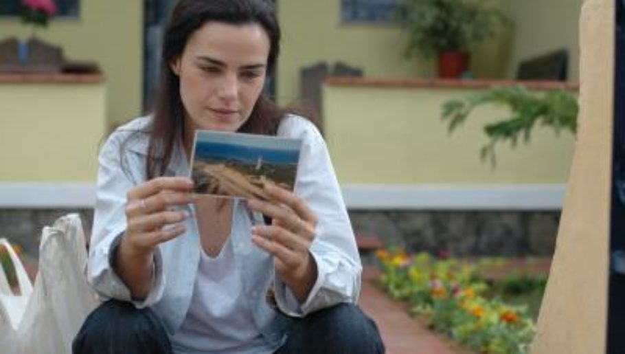 Ana Paula Arósio in So Hard to Forget (2010)