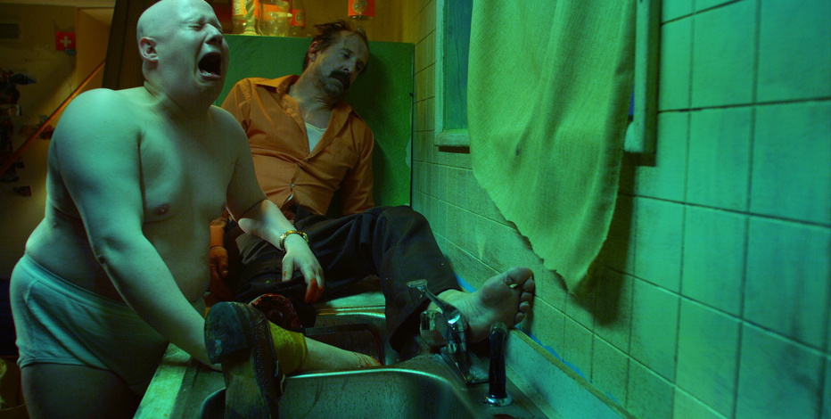 Peter Stormare and Matt Lucas in Small Apartments (2012)