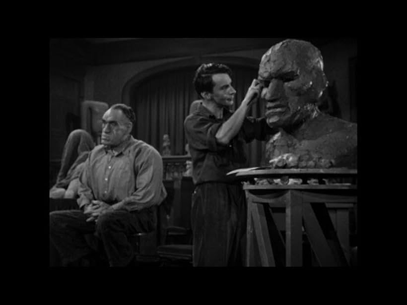 Rondo Hatton and Martin Kosleck in House of Horrors (1946)