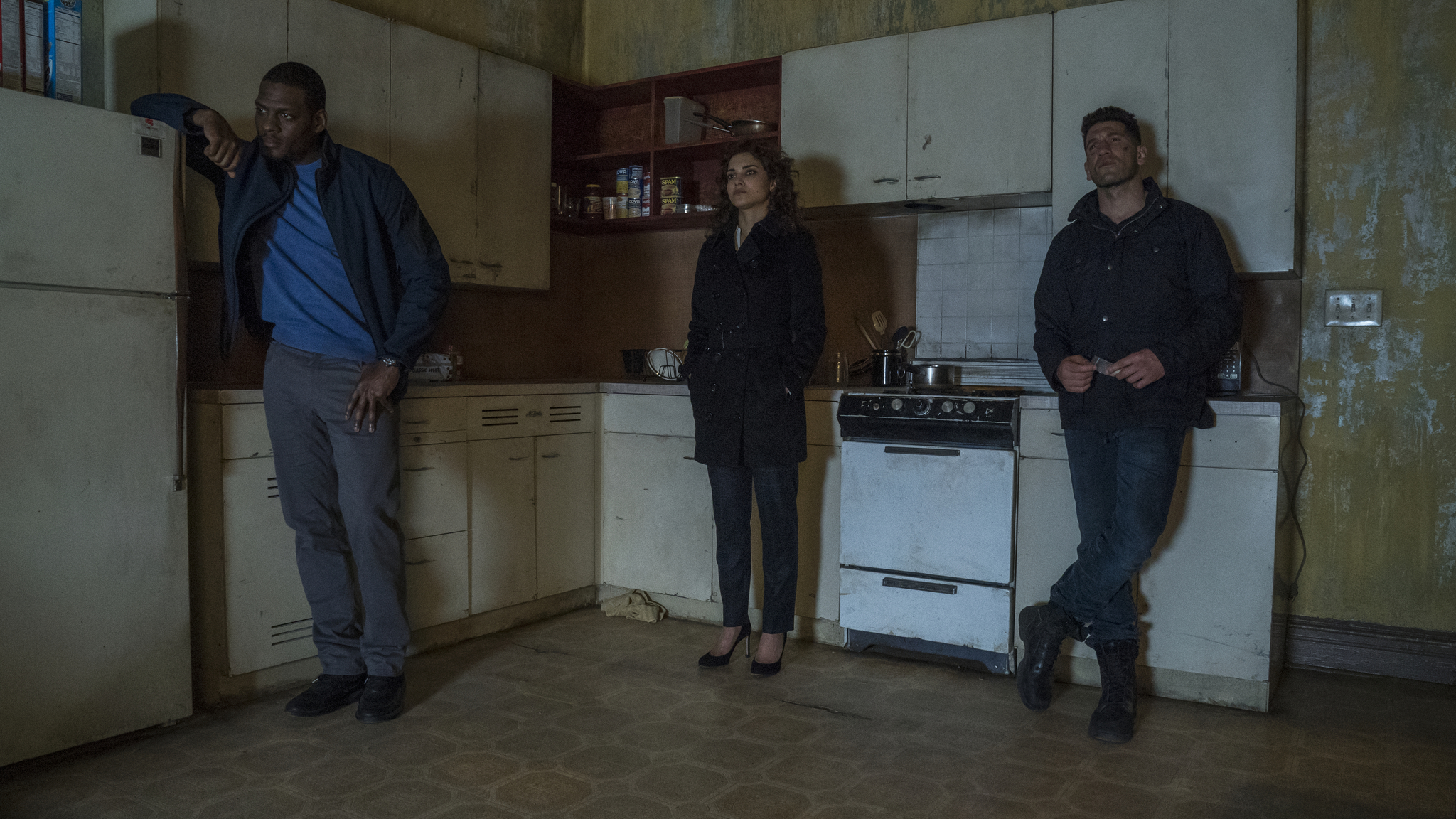 Jon Bernthal, Amber Rose Revah, and Jason R. Moore in The Punisher (2017)