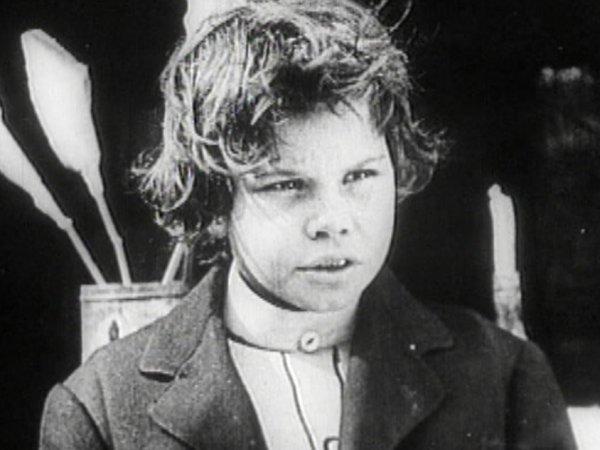 Jackie Condon in Thundering Fleas (1926)