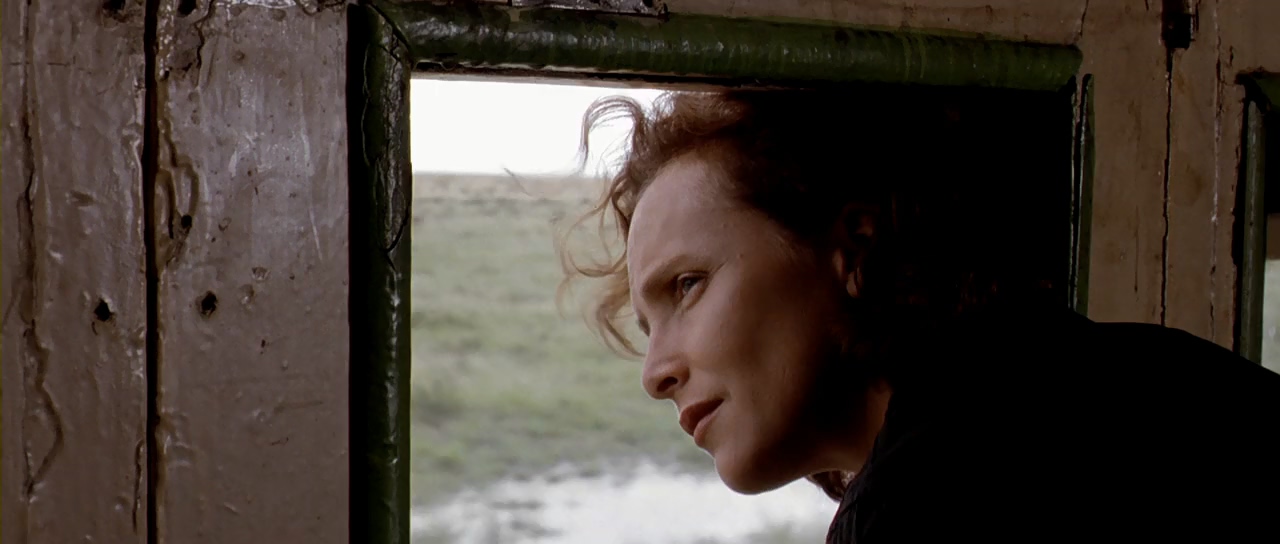 Juliane Köhler in Nowhere in Africa (2001)