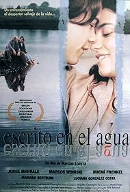 Mariano Bertolini and Luciana González Costa in Escrito en el agua (1998)