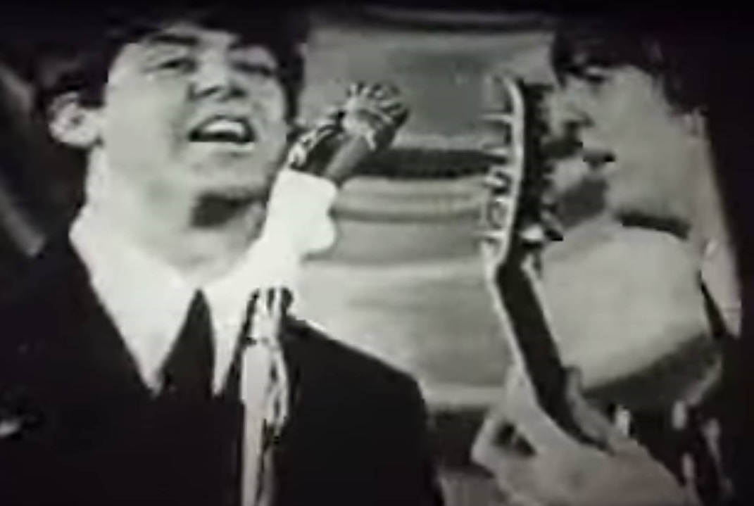 Paul McCartney, George Harrison, and The Beatles in Go Go Mania (1965)