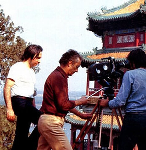 Michelangelo Antonioni and Luciano Tovoli in Chung Kuo: China (1972)