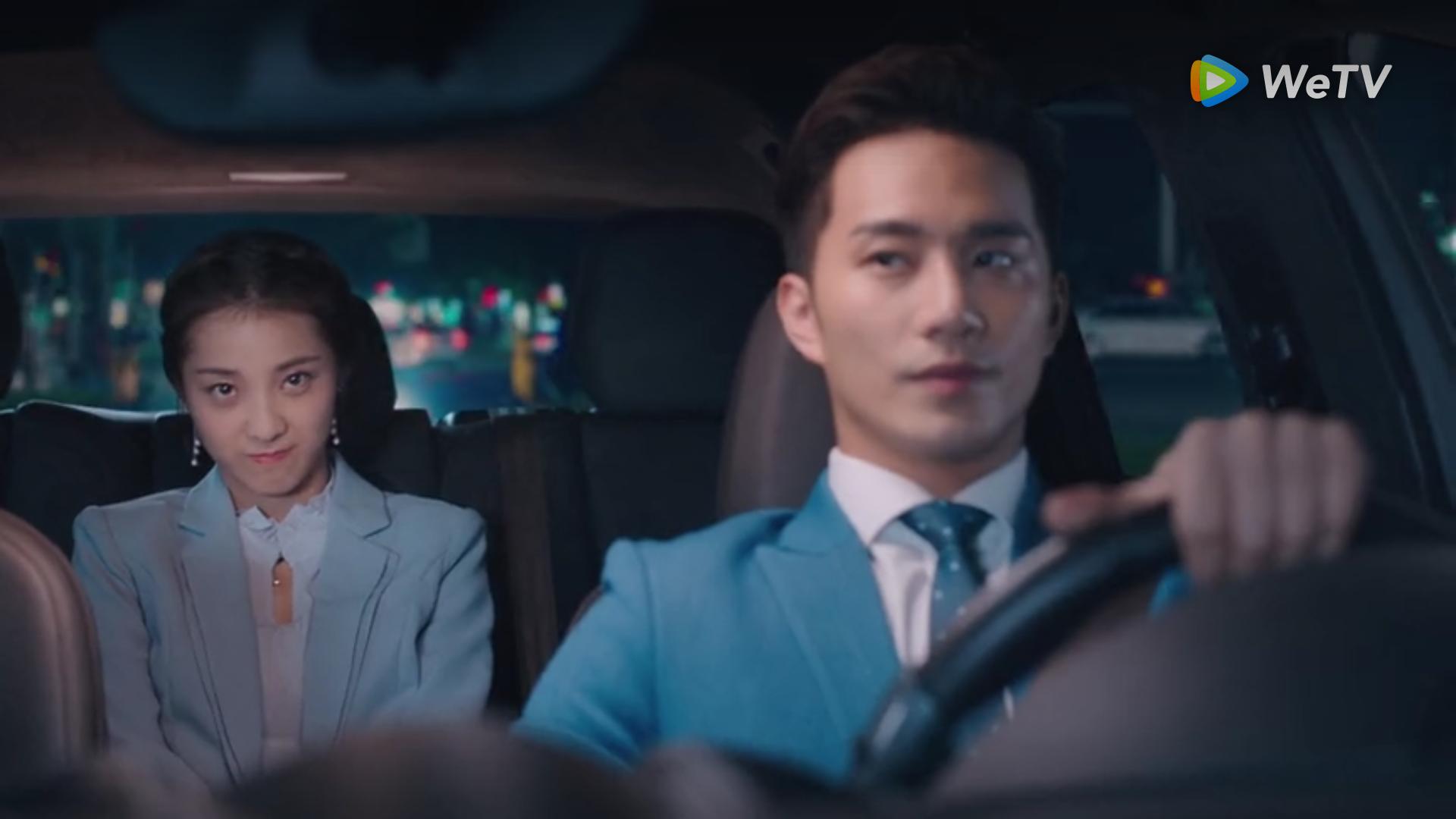 Thassapak Hsu and Peng Wan in My Girlfriend is an Alien (2019)