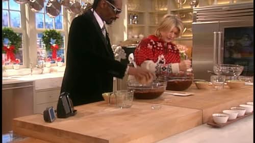 Snoop and Martha Make Brownies