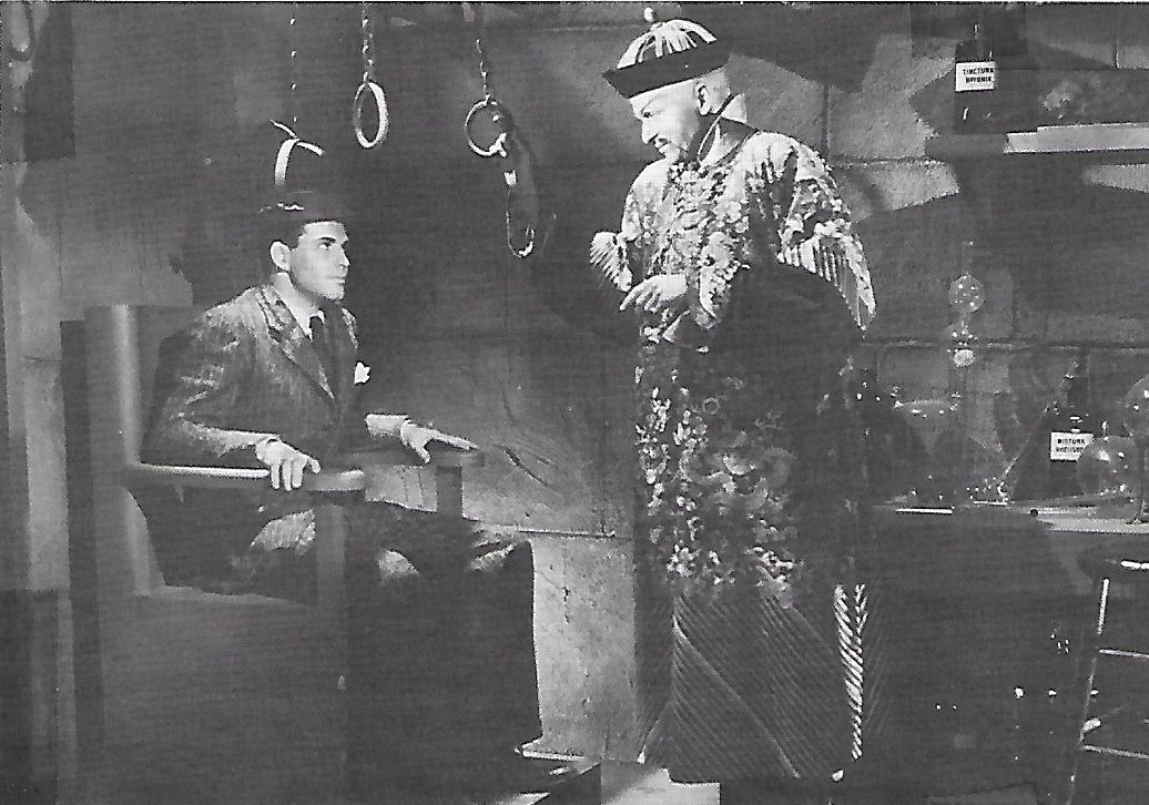 Henry Brandon and Robert Kellard in Drums of Fu Manchu (1940)