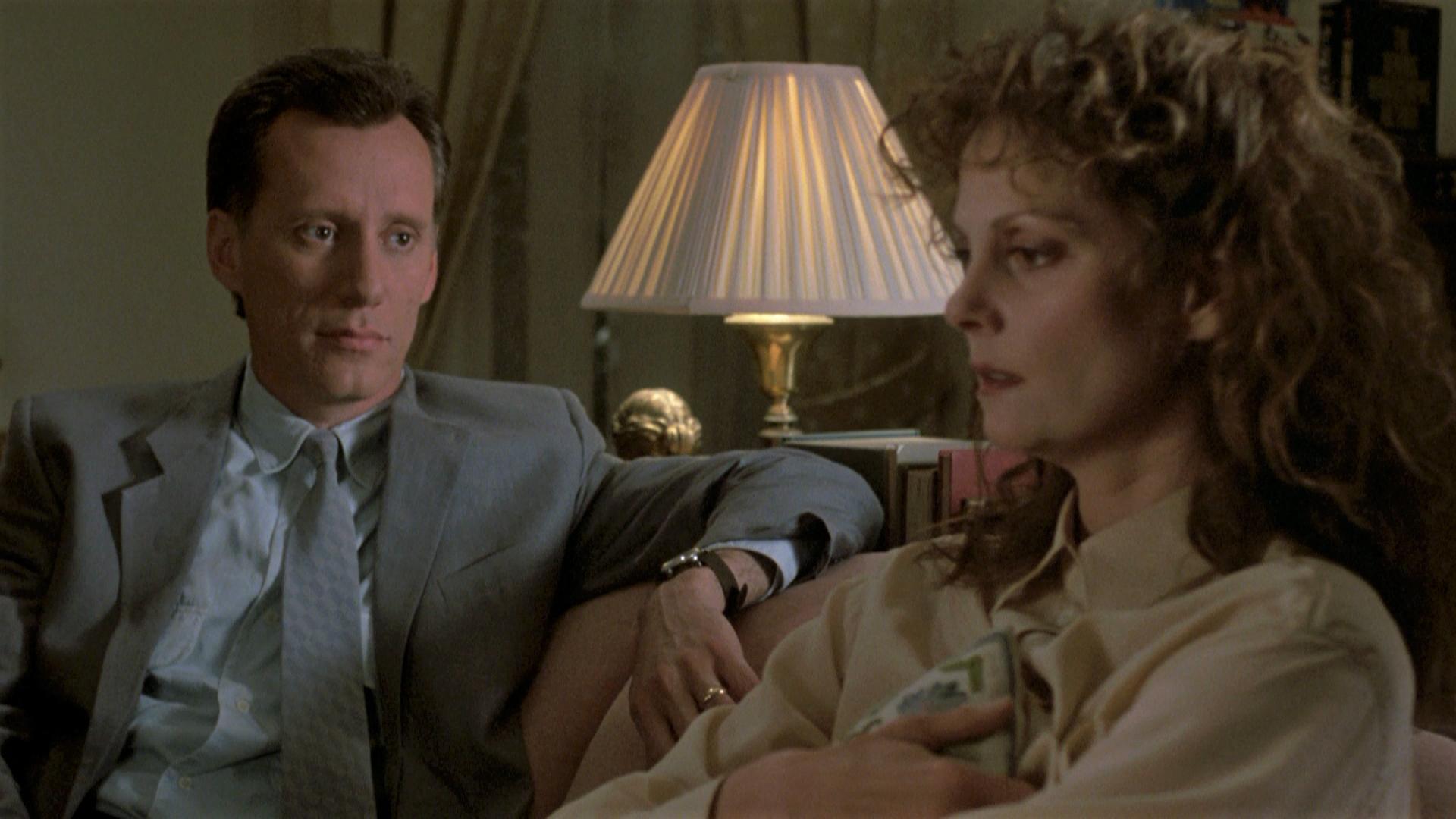 James Woods and Lesley Ann Warren in Cop (1988)