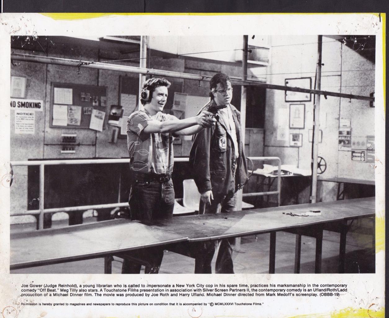 Judge Reinhold and Penn Jillette in Off Beat (1986)