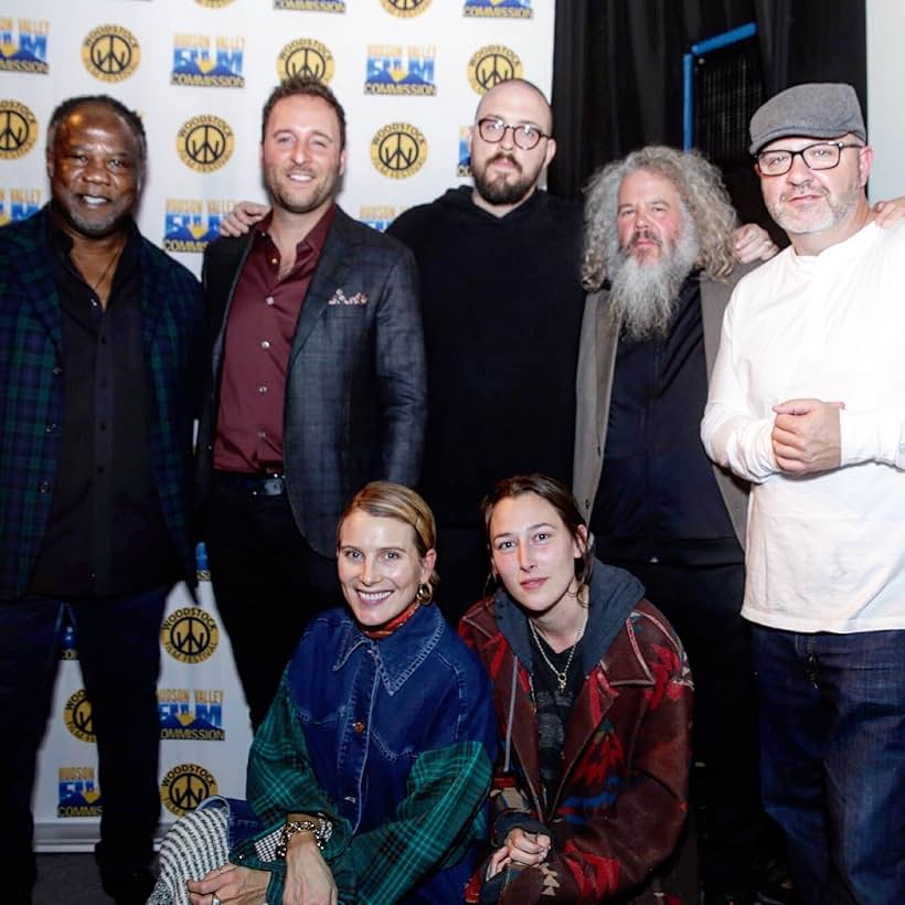 Mark Boone Junior, Isiah Whitlock Jr., Dree Hemingway, George Carroll, Jeremy M. Rosen, Sam Quartin, and John Swab in Run with the Hunted (2019)