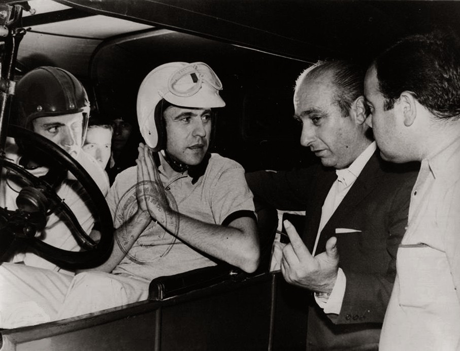 Juan Manuel Fangio, Héctor Pellegrini, Jorge Rivera López, and Oscar Viale in Turismo de carretera (1968)