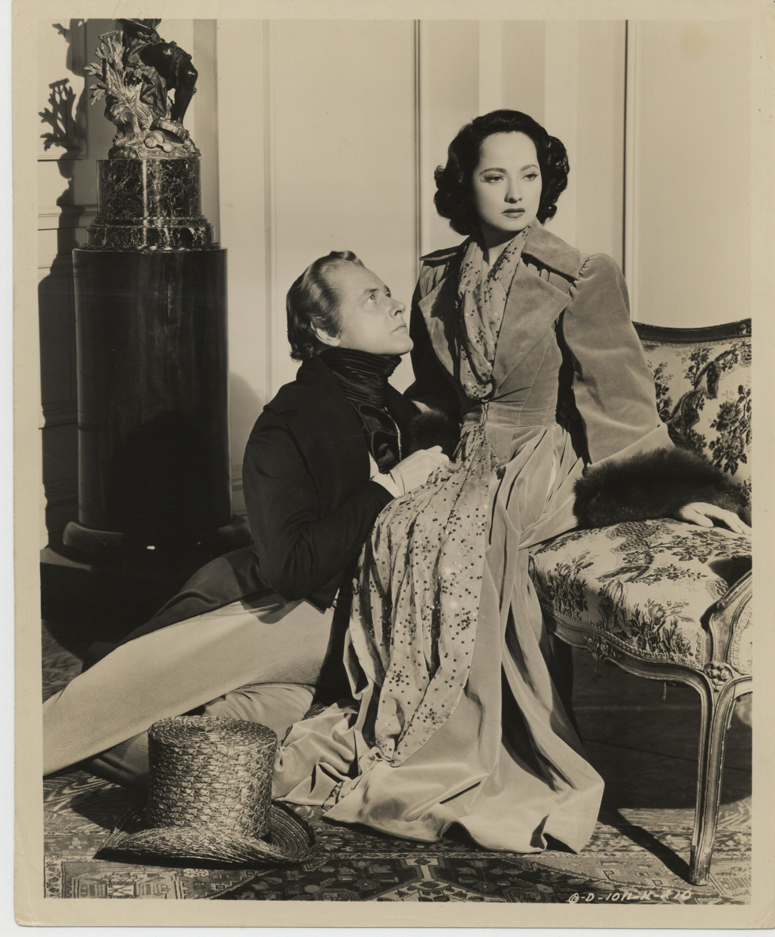 Stephen Bekassy and Merle Oberon in A Song to Remember (1945)