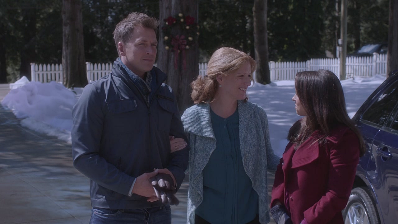 Lacey Chabert, Colleen Wheeler, and Paul Greene in A Wish For Christmas (2016)