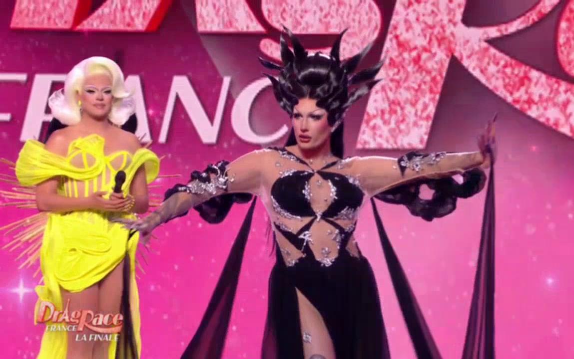 Nicky Doll and Ava Matthey in Drag Race France (2022)