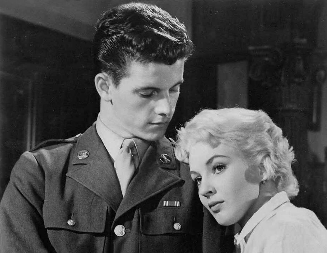 Peter Brown and Venetia Stevenson in Darby's Rangers (1958)