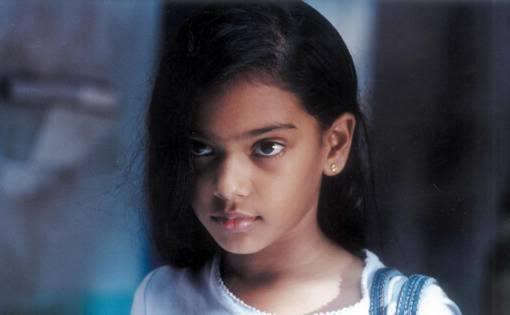 Keerthana Parthiepan in Kannathil Muthamittal (2002)