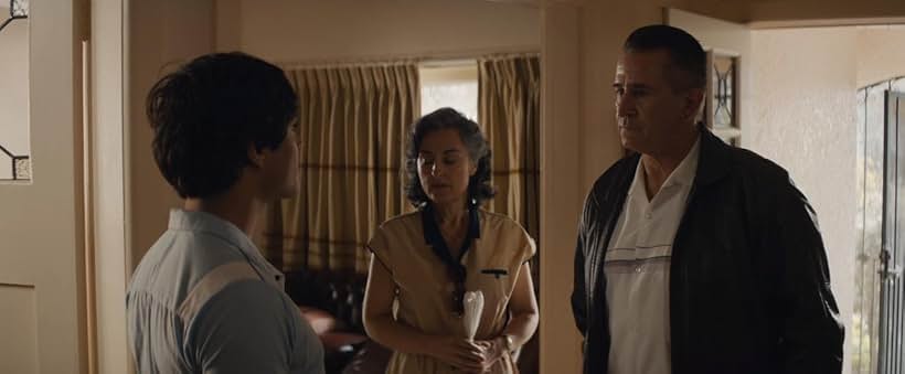 Anthony LaPaglia, Camilla Ah Kin, and Craig Stott in Holding the Man (2015)