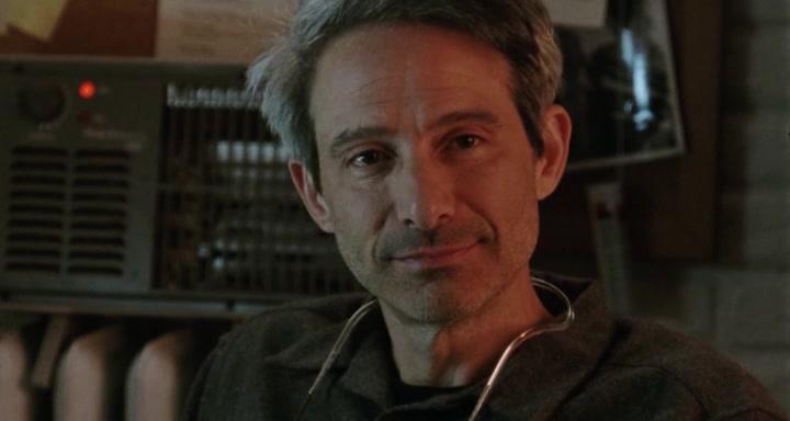 Adam Horovitz in Golden Exits (2017)