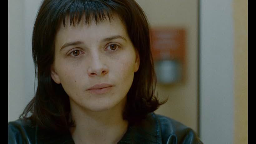 Juliette Binoche in The Lovers on the Bridge (1991)