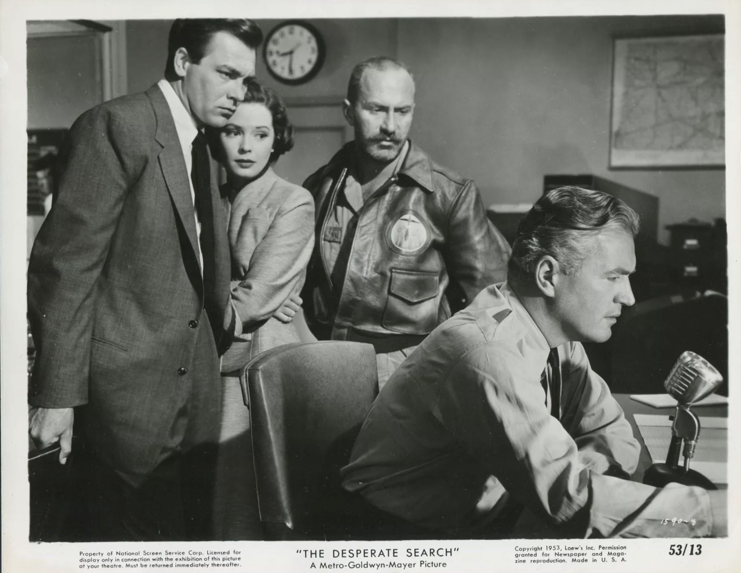 Jane Greer, Howard Keel, Dick Simmons, and Keenan Wynn in Desperate Search (1952)