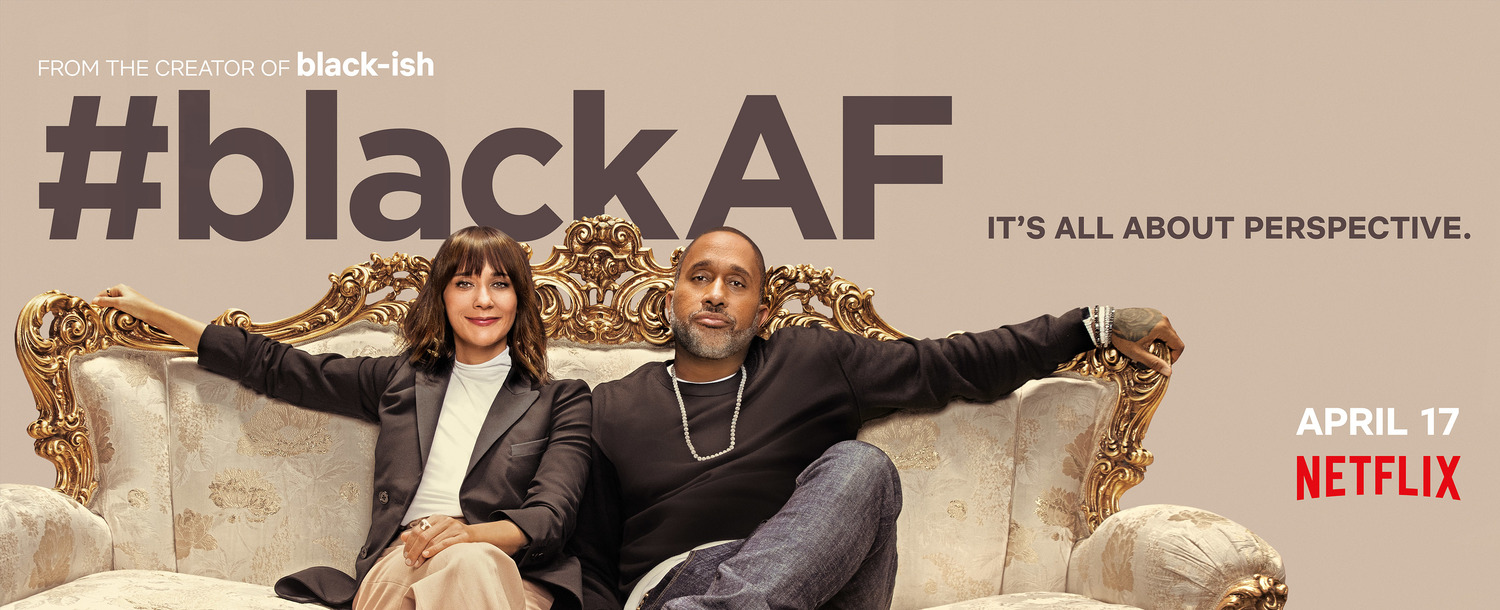 Rashida Jones and Kenya Barris in #BlackAF (2020)