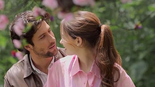 Macarena García Romero and Diego Klein in Esto es amor de verdad (2022)