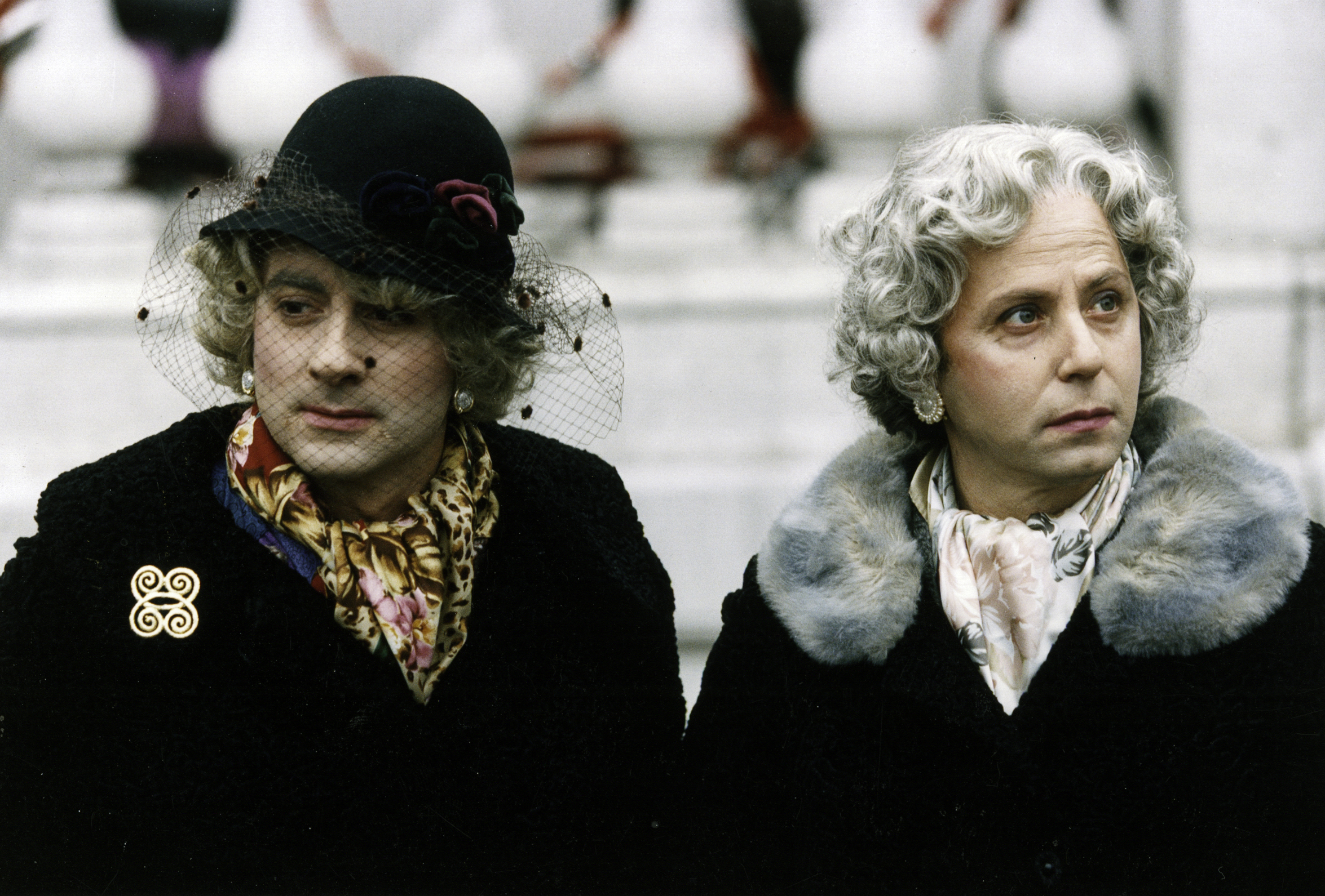 Antoine Duléry and Fabrice Luchini in Hommes, femmes, mode d'emploi (1996)