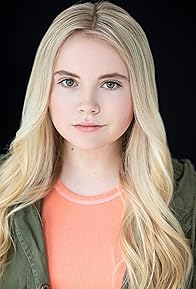 Primary photo for Bella Winkowski