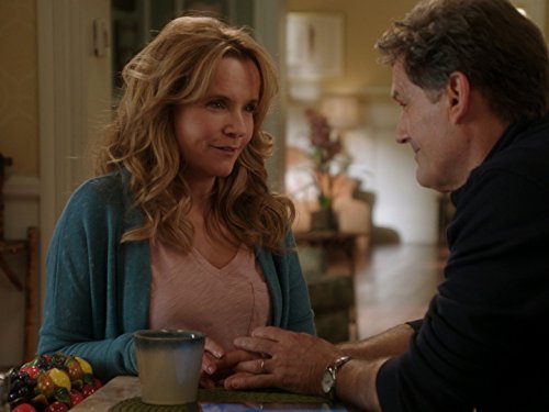 Lea Thompson and D.W. Moffett in Switched at Birth (2011)