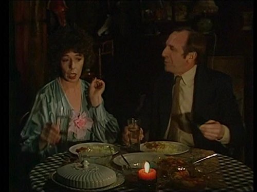 Frances de la Tour and Leonard Rossiter in Rising Damp (1974)