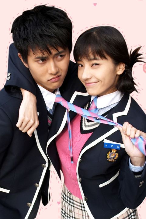 Jae Hee and Han Chae-young in Sassy Girl, Chun-hyang (2005)