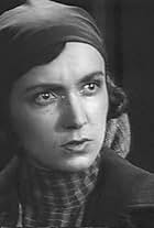 Ada Voytsik in Dom na Trubnoy (1928)