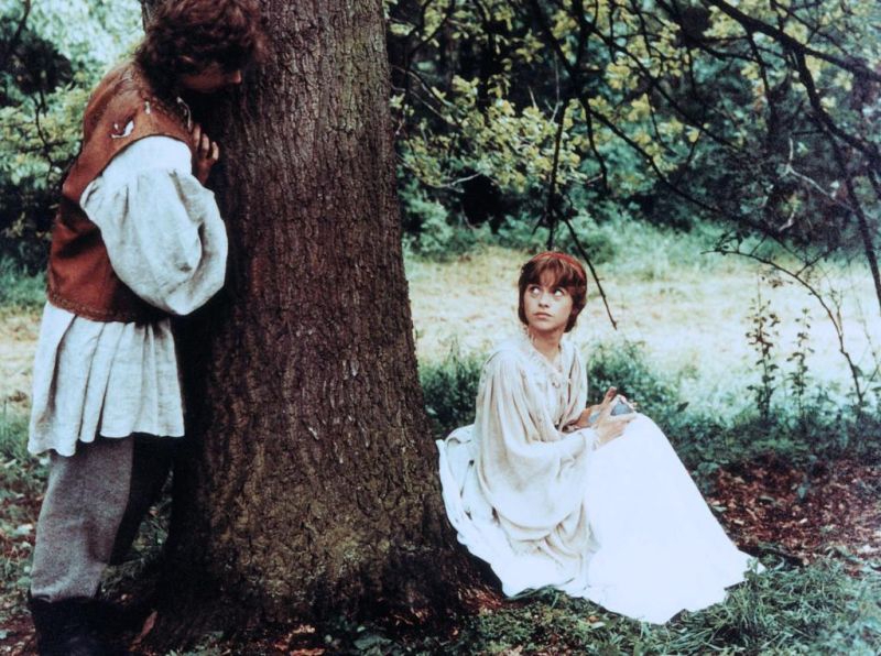 Petr Mikulá and Lucie Tomková in O zatoulané princezne (1987)