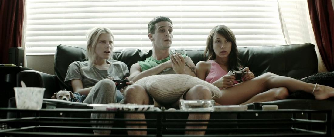 James Ransone, Stella Maeve, Dree Hemingway, and Boonee in Starlet (2012)