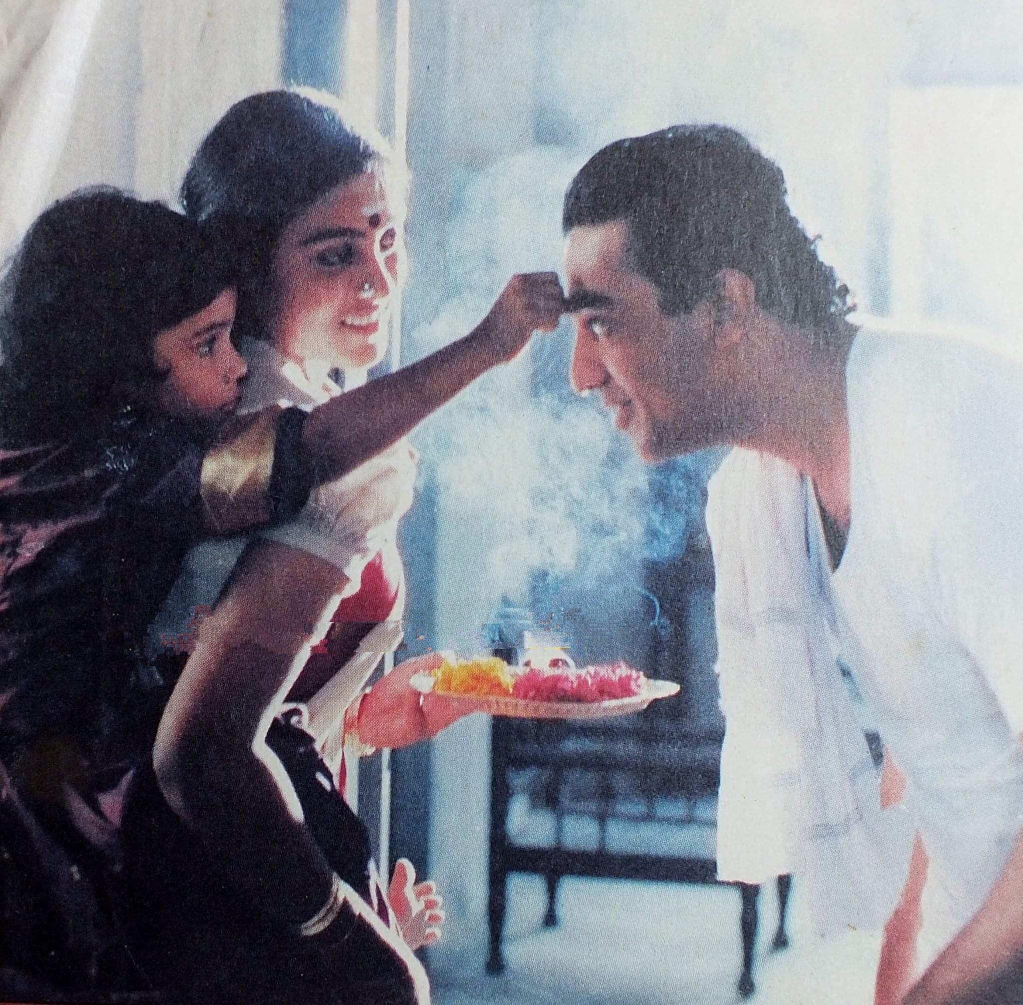 Kamal Haasan and Saranya Ponvannan in Nayakan (1987)