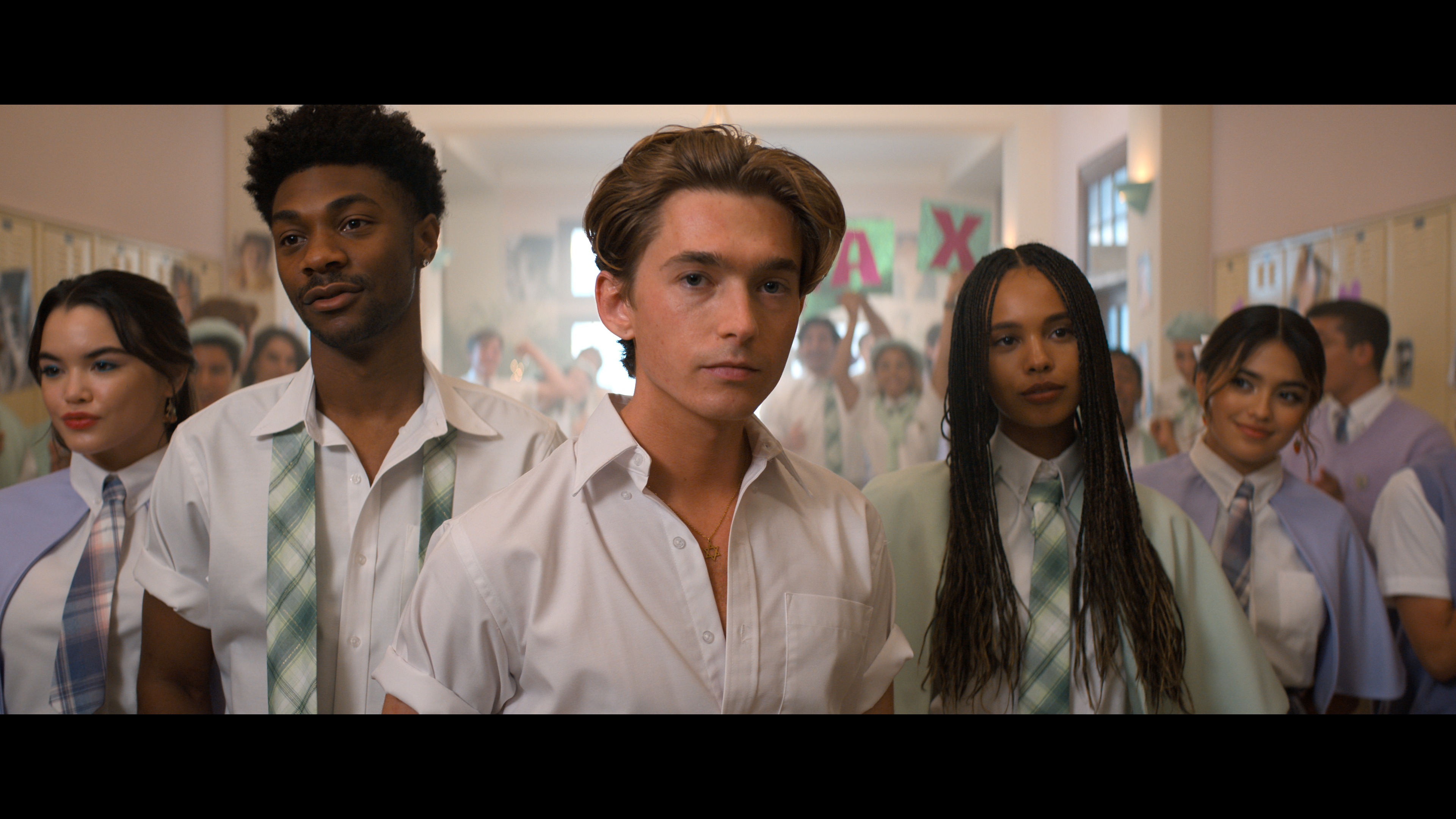 Alisha Boe, Austin Abrams, Paris Berelc, J.D., and Maia Reficco in Do Revenge (2022)