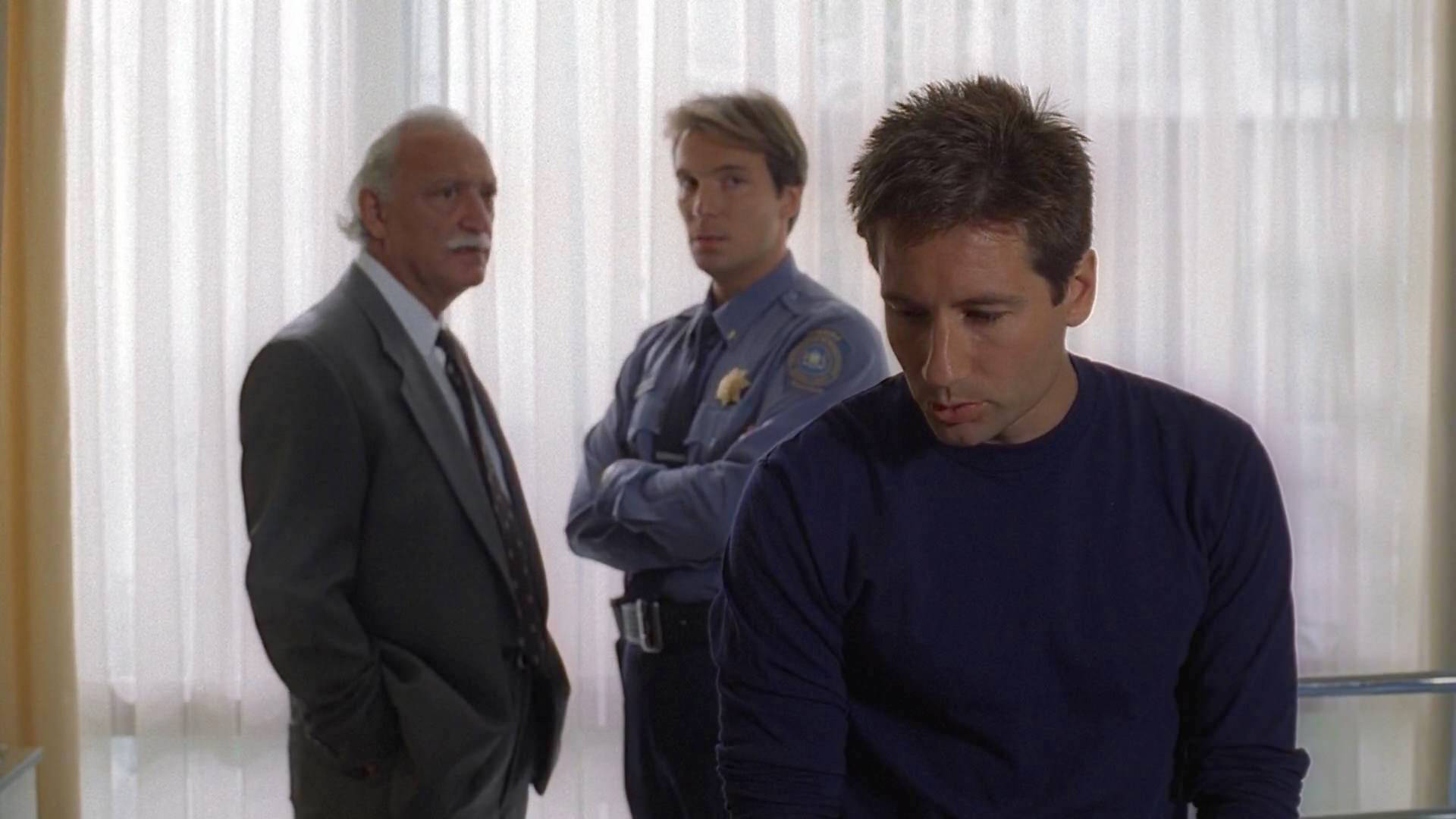 David Duchovny, John Cygan, and George Touliatos in The X-Files (1993)