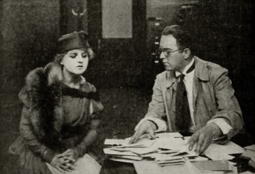 Lillian Walker in The Blue Envelope Mystery (1916)